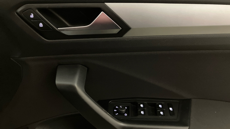 Volkswagen T-Roc 1.0 TSI Life 5dr Petrol Hatchback